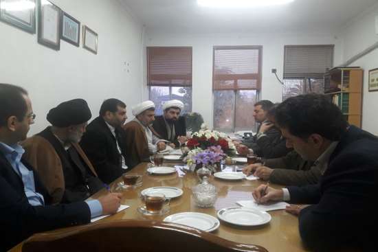 بازدید معاون درمان و مسئول نهادازبیمارستان۲۲آبان -7,